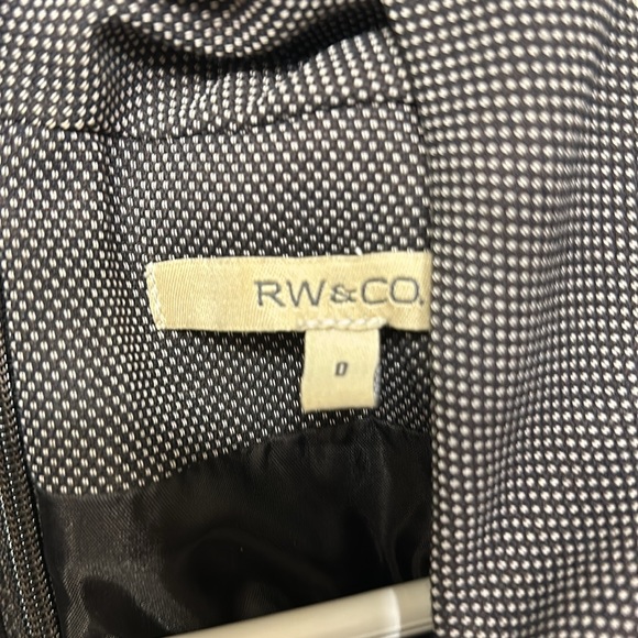 RW & Co. Woman’s dress. Worn a few times. Excellent condition. - Picture 5 of 8